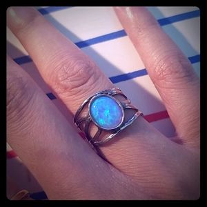 Opal hammered silver ring